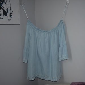 RD style off the shoulder top